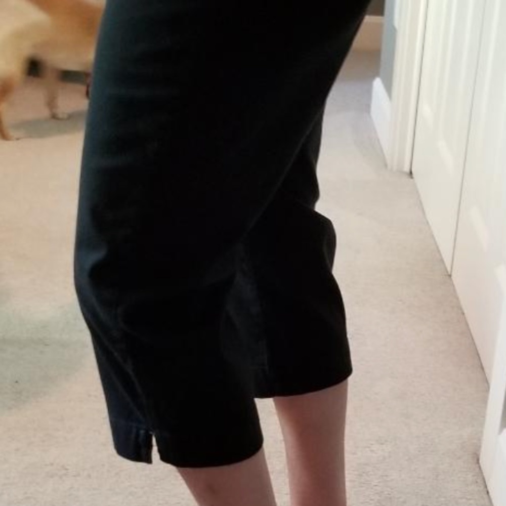 Lee Black Capri Pants